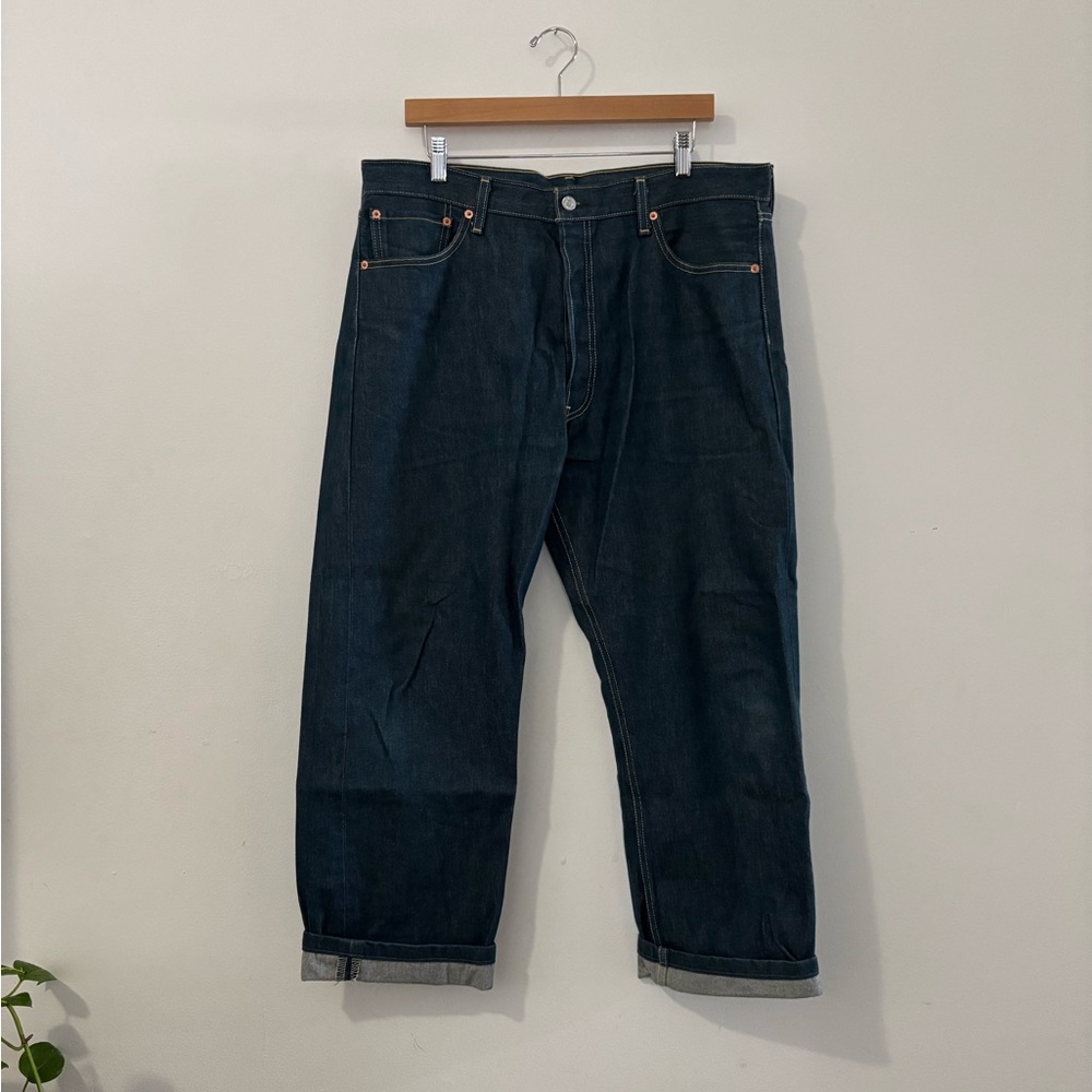 Dark Wash Men’s Levi’s size 38x32